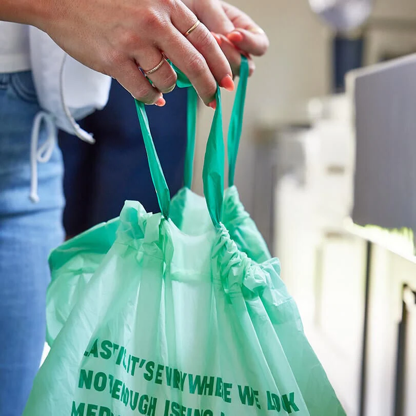 HoldOn Compostable Tall Kitchen Trash Bags - Image 3